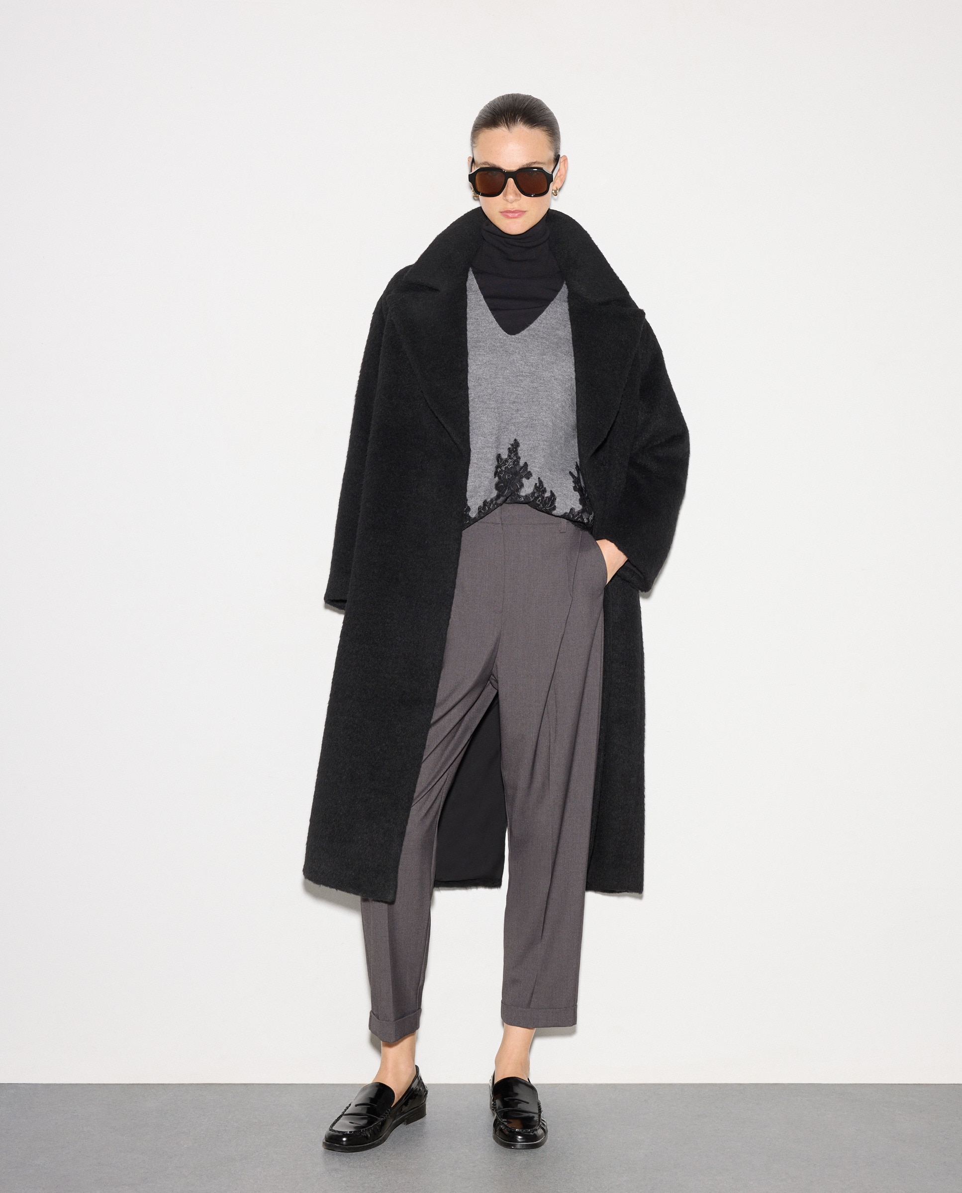 Sobretudo Comprido de Mohair Preto-2