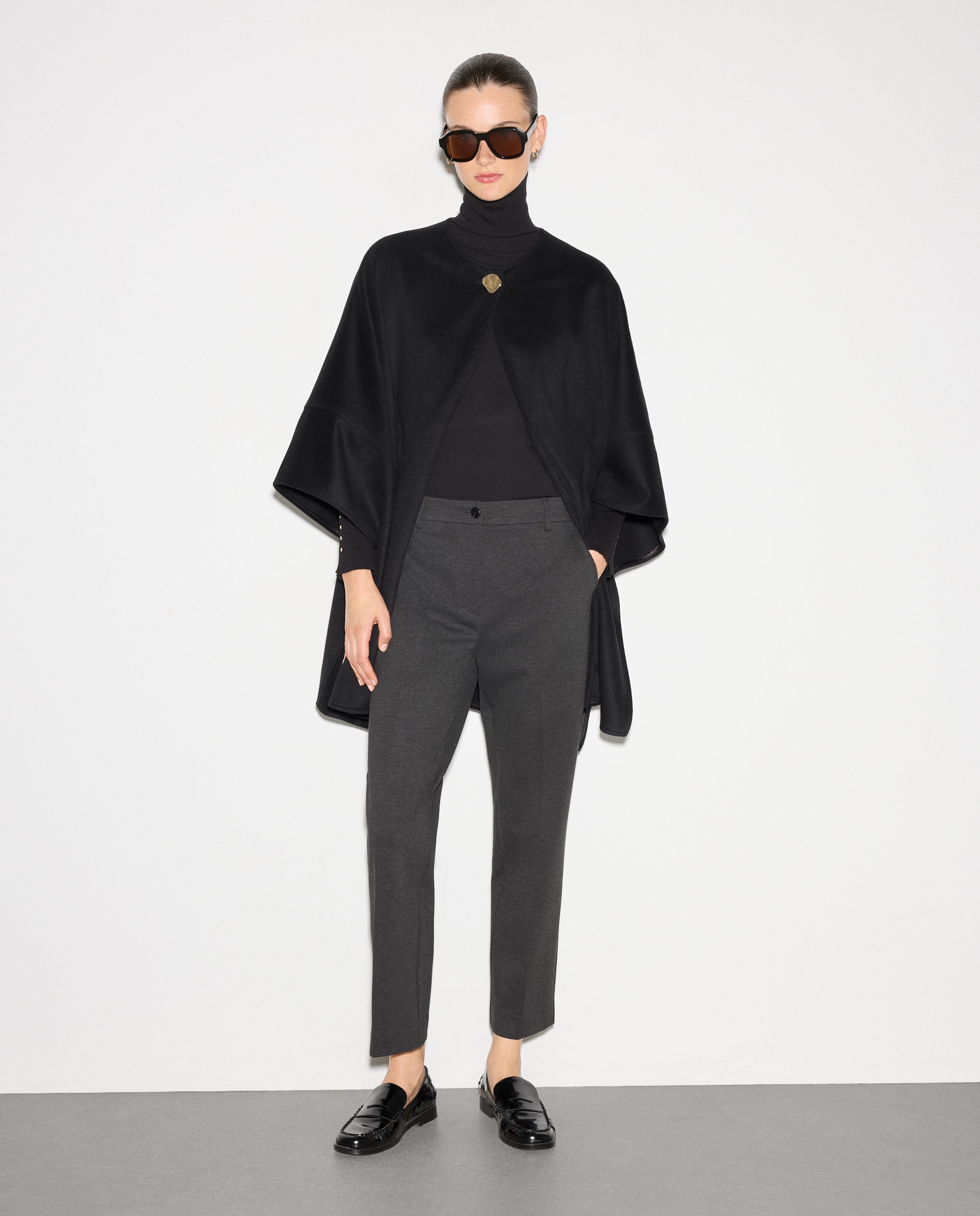 Capa com Cachecol Camel-3