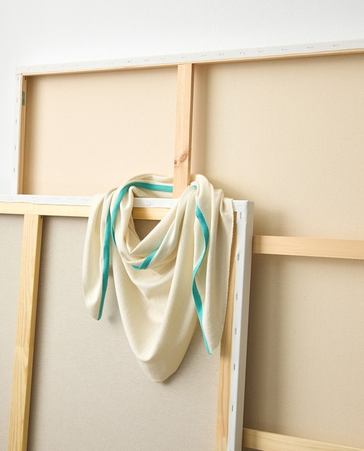 Imagem 0 de Gola com Bico