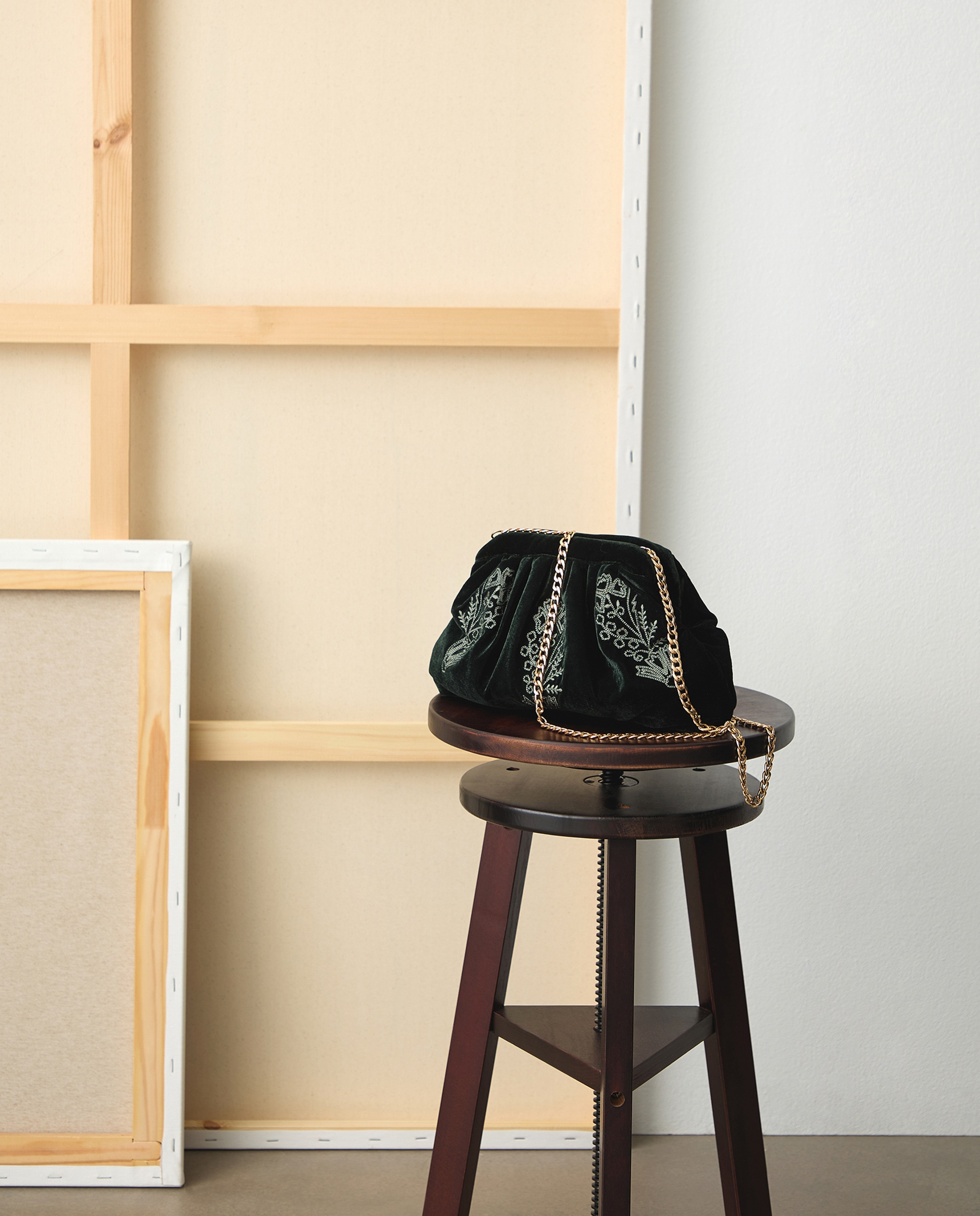 Mala Pouch com Veludo 530 Verde Escuro-1