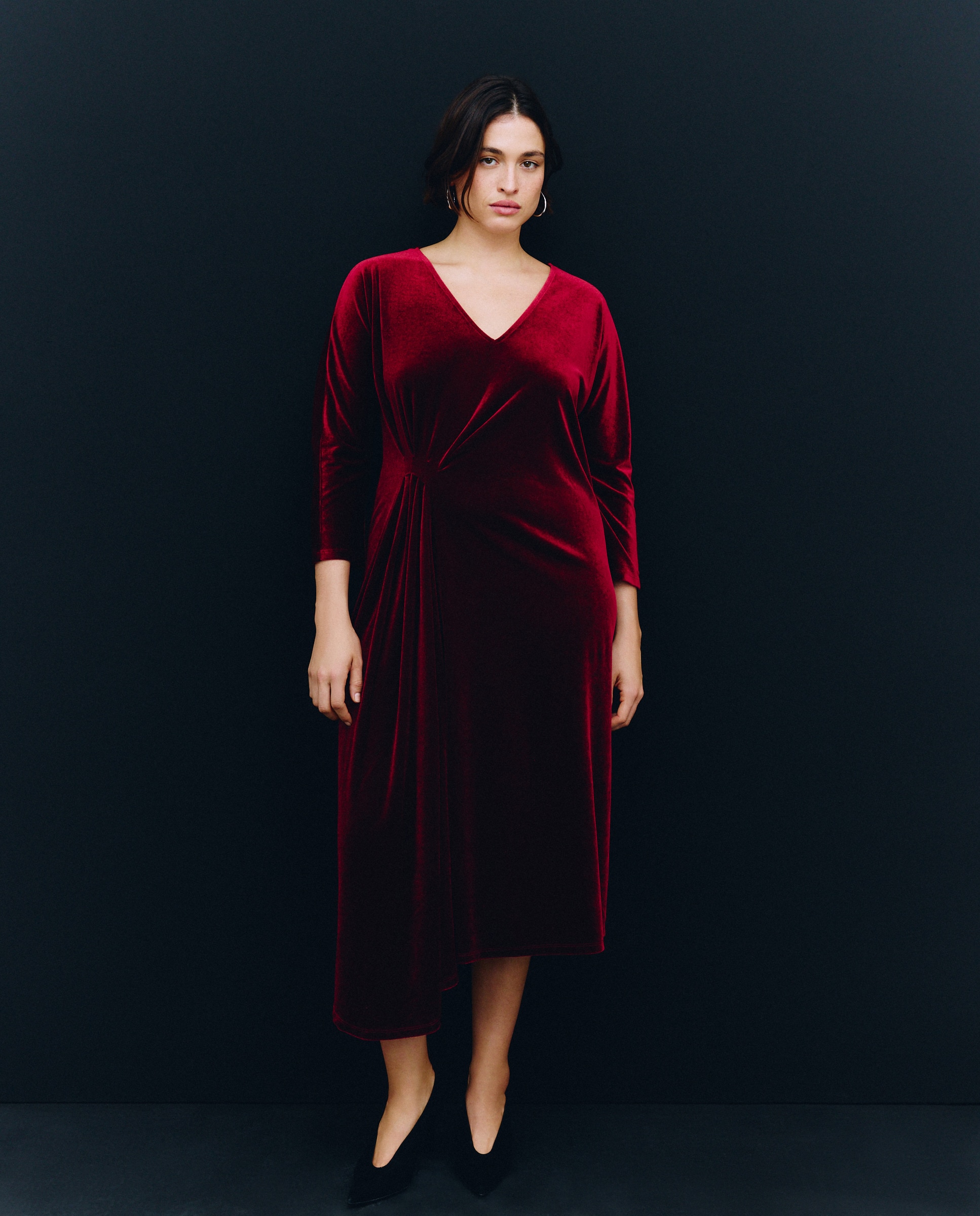 Imagem 0 de Vestido midi de veludo