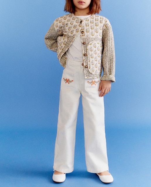 Imagen 0 de Chaqueta acolchada de niña en color estampada