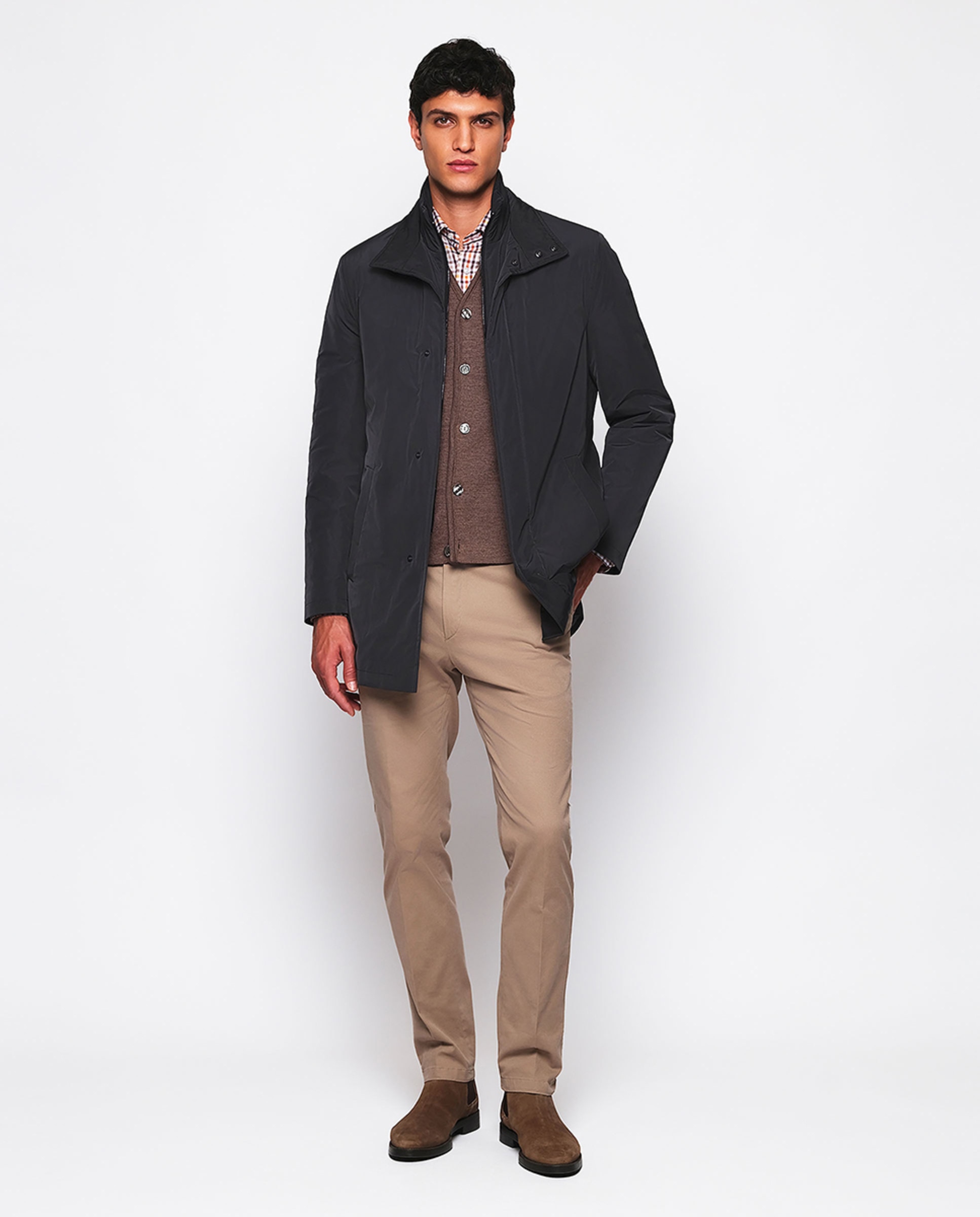 Gabardine Regular Fit com Peitilho Desmontável Cinzento-4