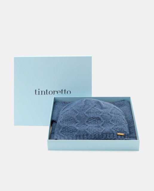 Imagem 0 de Conjunto de Gorro e Manta