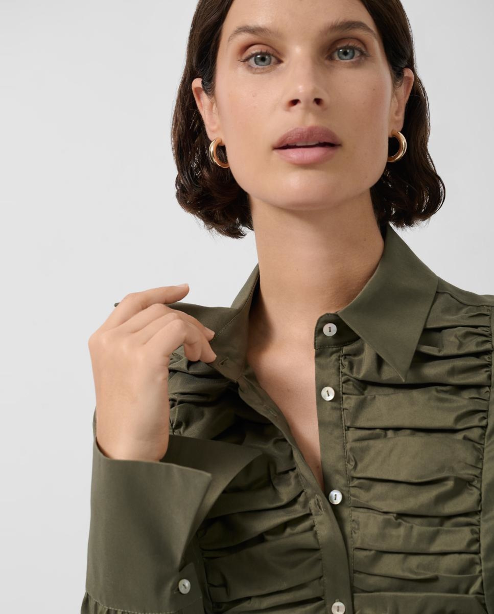 Camisa com Peito Drapeado Verde-3