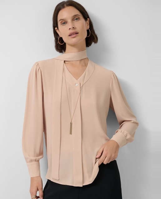 Imagen 0 de Blusa de mujer versase cuello lazada