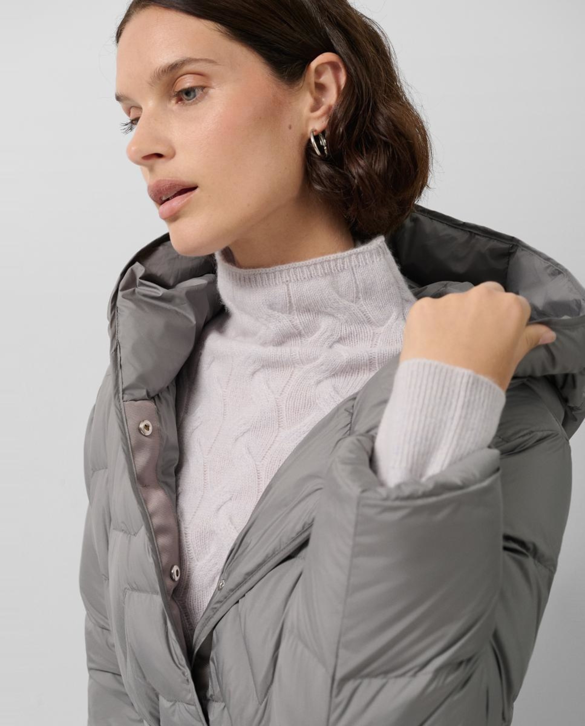 Blusão acolchoado comprido de mulher com capuz Cinzento-escuro-3