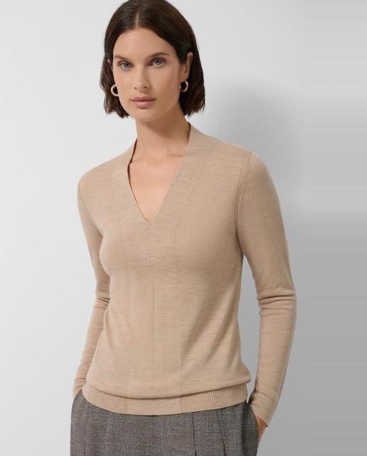 Imagen 0 de Jersey de mujer escote pico lana galga fina