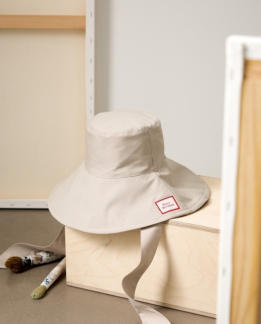 Imagem 0 de Chapéu para a Chuva de Aba Larga