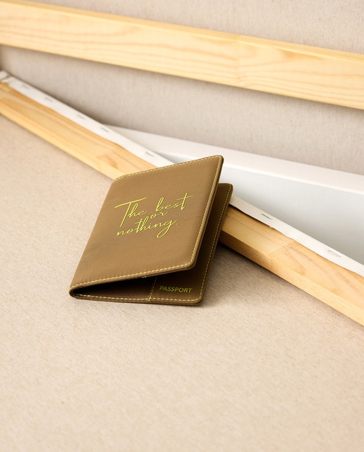 Imagem 0 de Capa de Passaporte