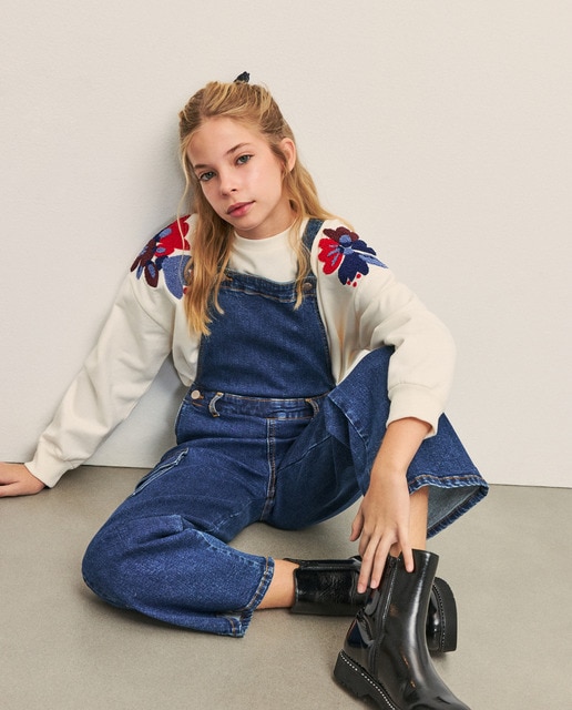 Imagen 0 de Peto denim liso recto cargo de niña