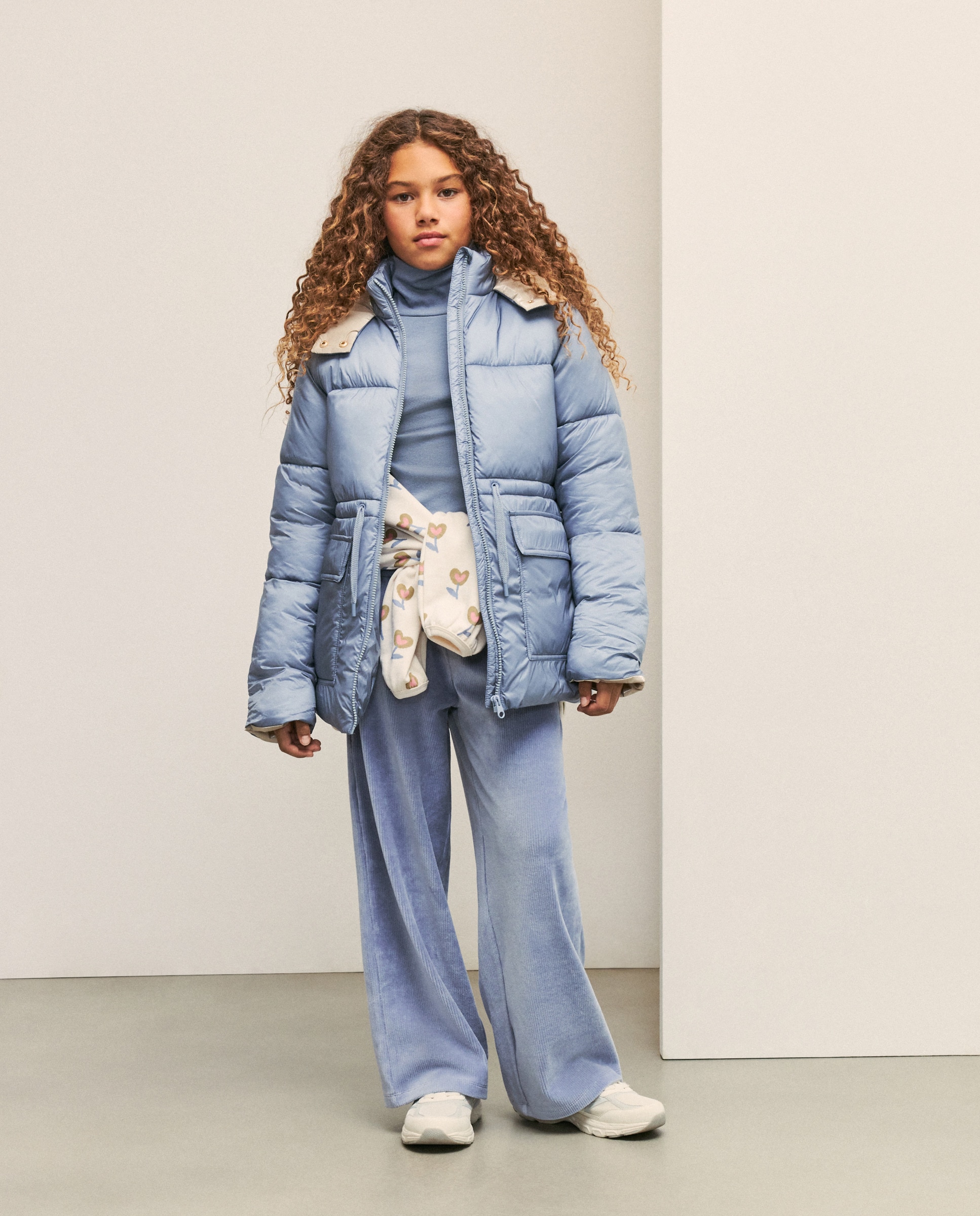 Parka Acolchoada com Dobra na Manga Laminada 410 Azul Claro-2