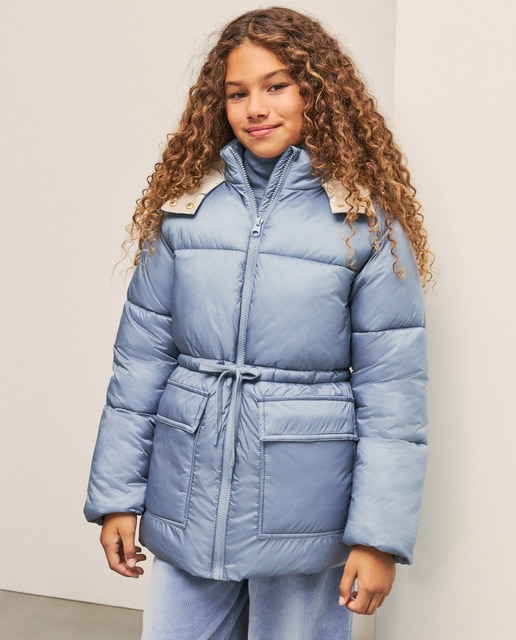 Imagen 0 de Parka acolchada de niña con vuelta en manga laminada