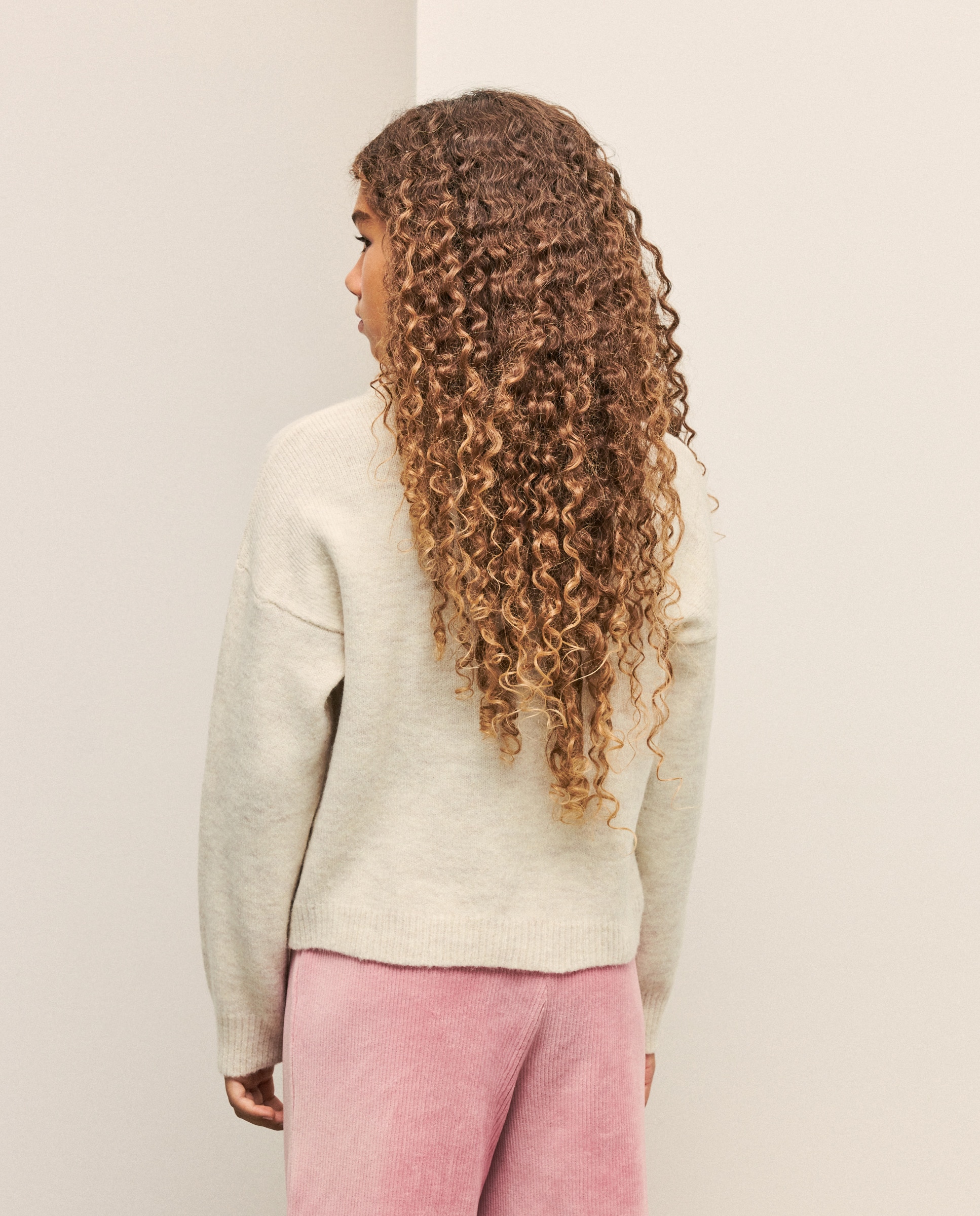 Camisola de Malha com Intársia e All Over Print de Fantasia com Pelo Branco-3