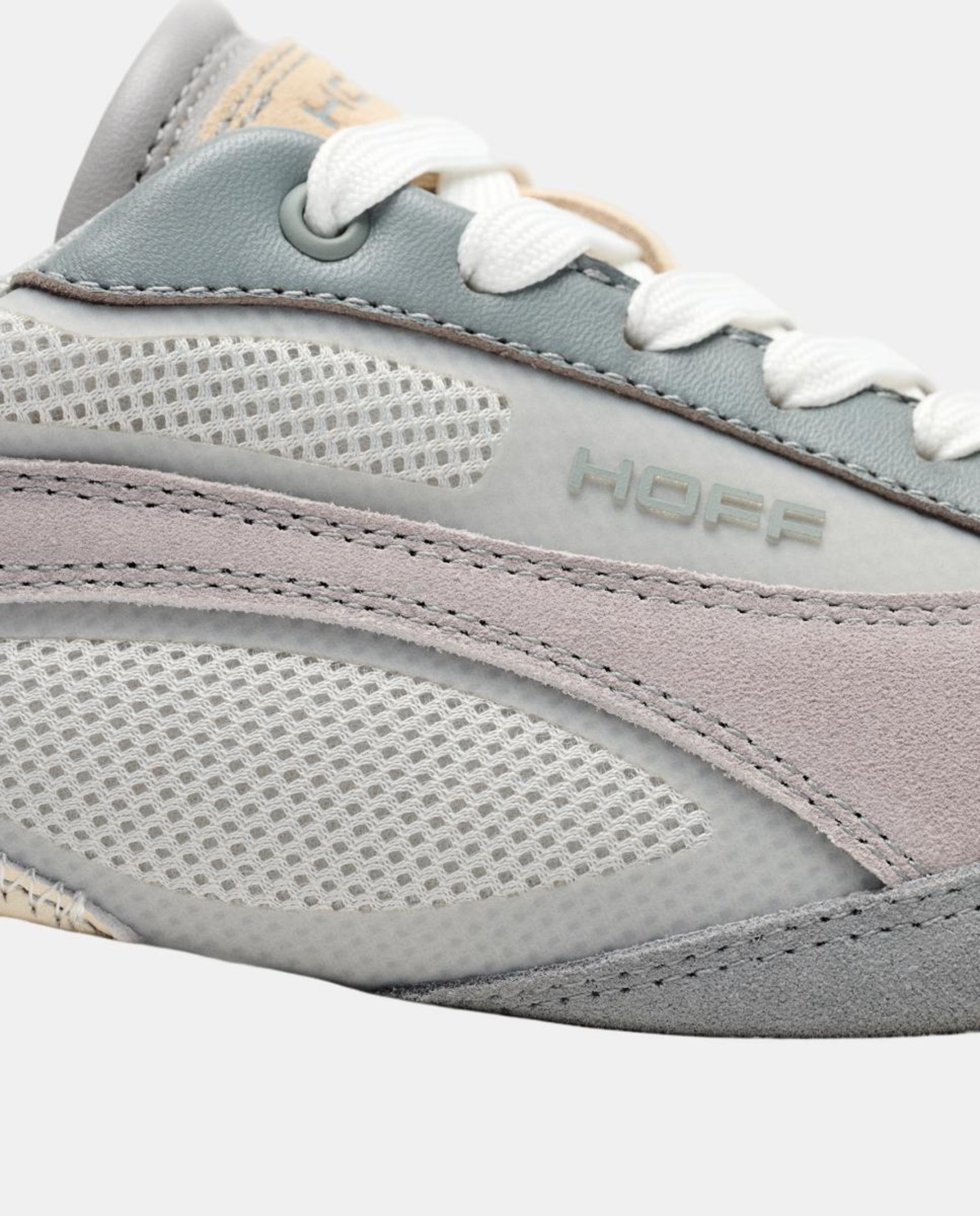 Sapatilhas em Pele com Plataforma Baixa Cinzento-3