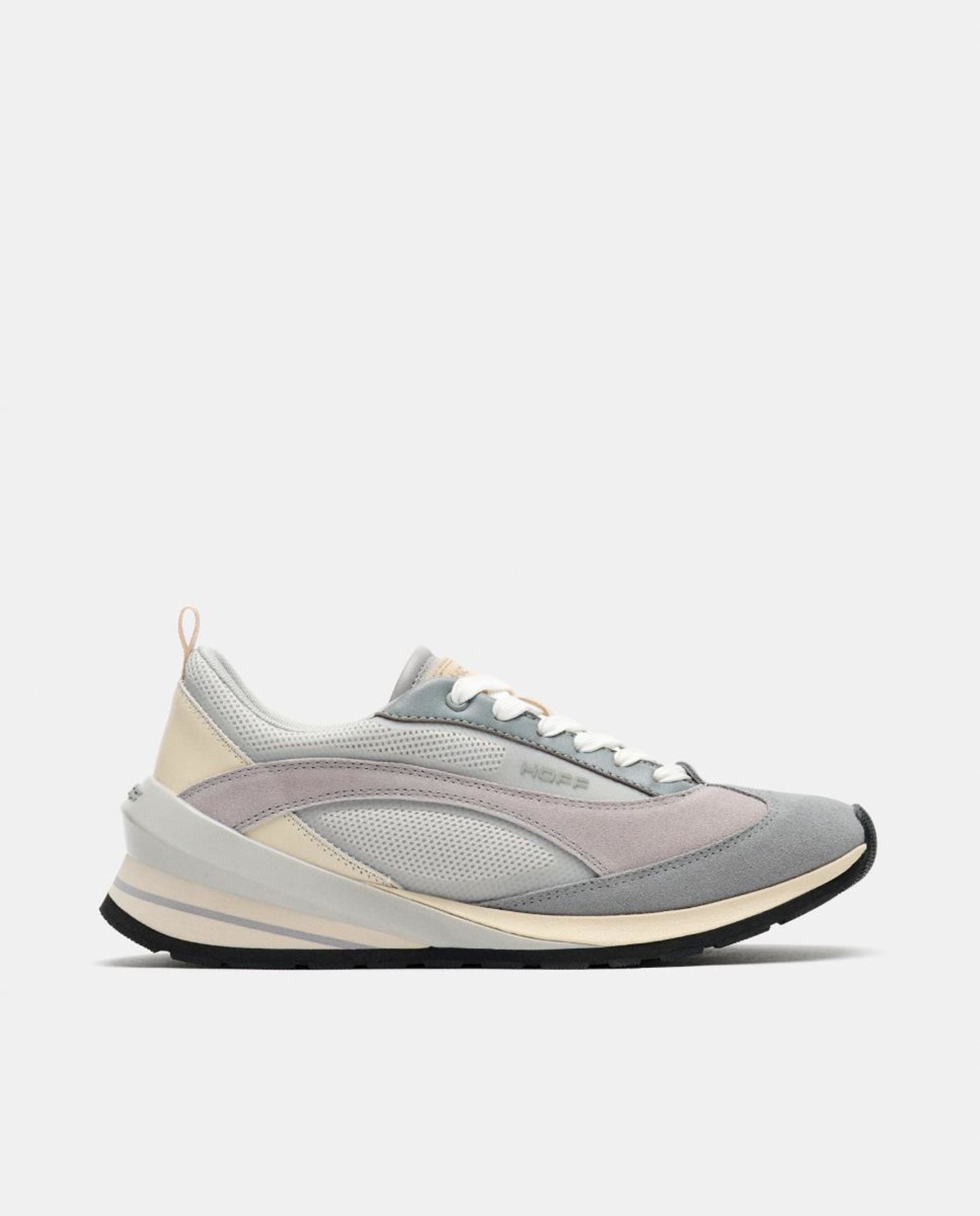 Imagem 0 de Sapatilhas em Pele com Plataforma Baixa