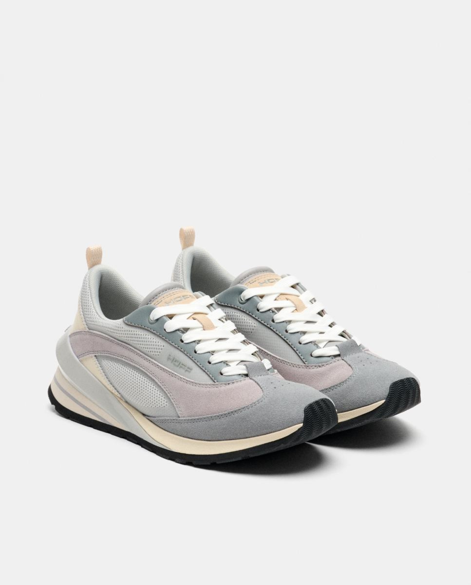 Sapatilhas em Pele com Plataforma Baixa Cinzento-2