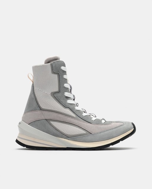 Imagem 0 de Sapatilhas em Pele com Plataforma Baixa