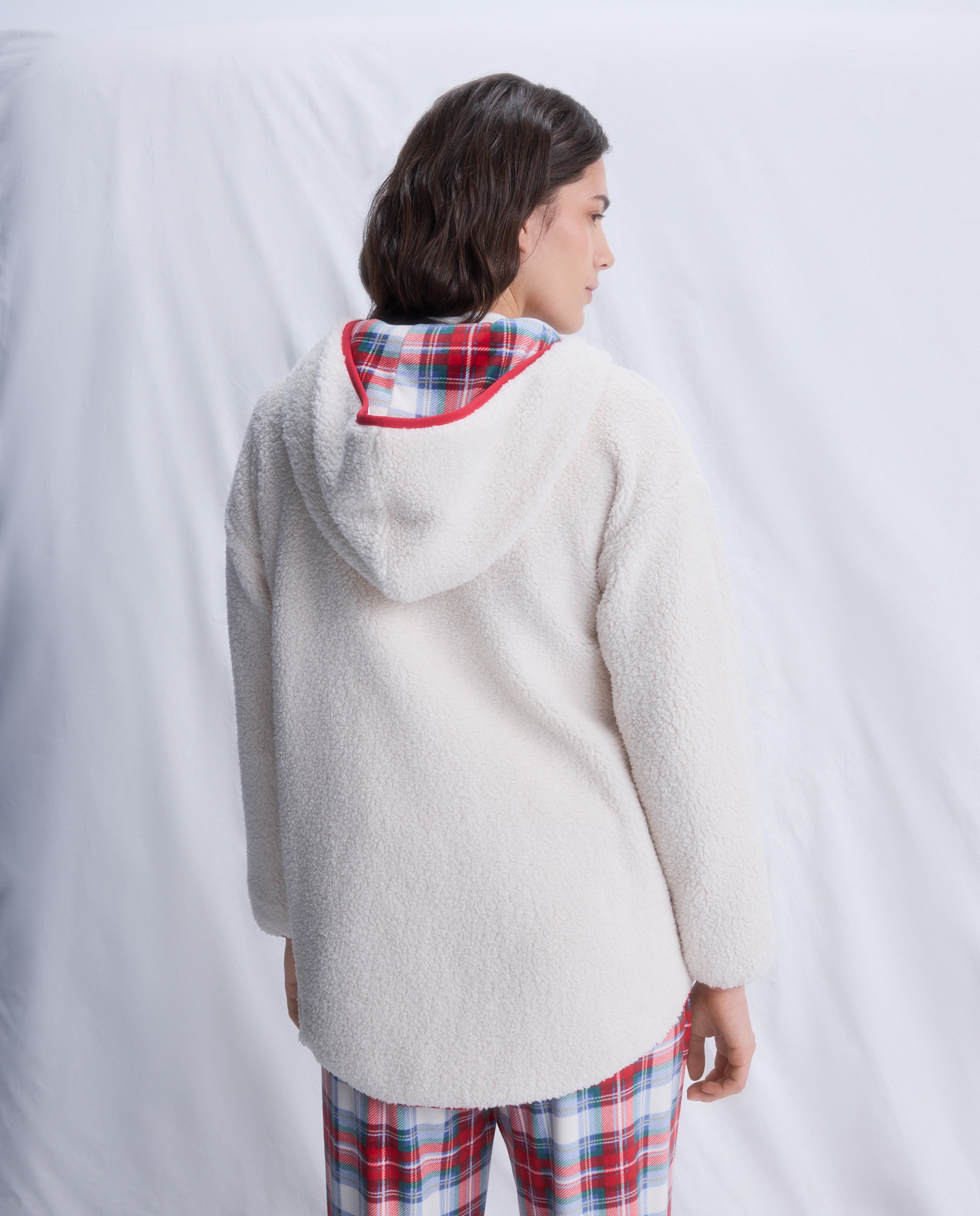 Robe com Fecho de Correr e Capuz aos Quadrados 120 Cru-3