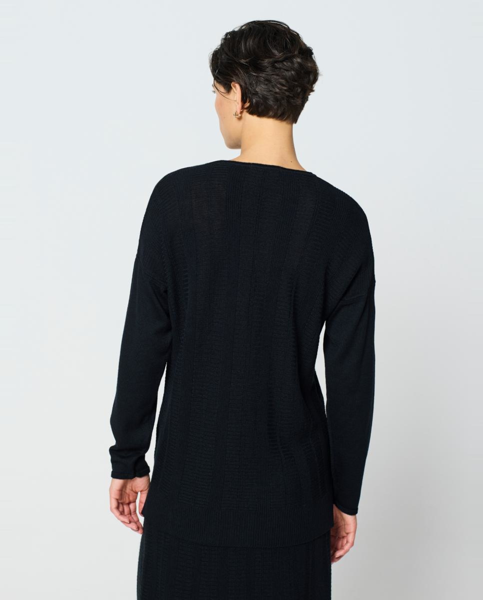 Camisola de Malha Tipo Túnica com Decote em Bico e Manga Comprida Preto-2