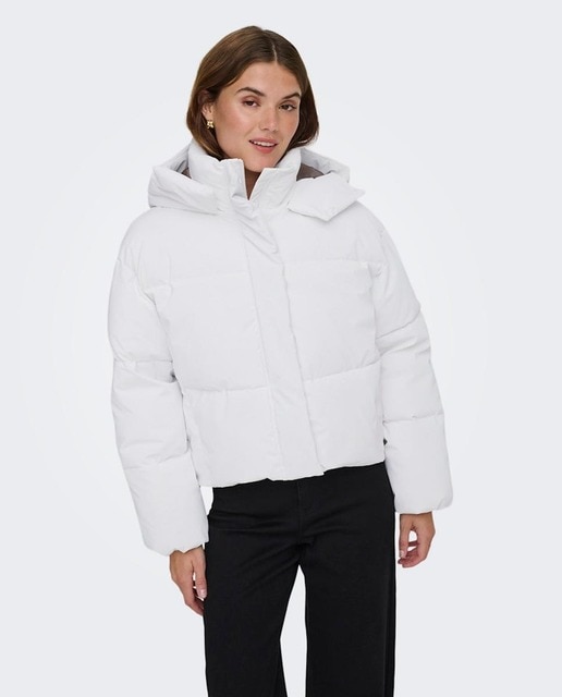 Imagen 0 de Abrigo de mujer acolchado y con capucha