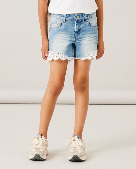 Imagem 0 de Calções de ganga com detalhe