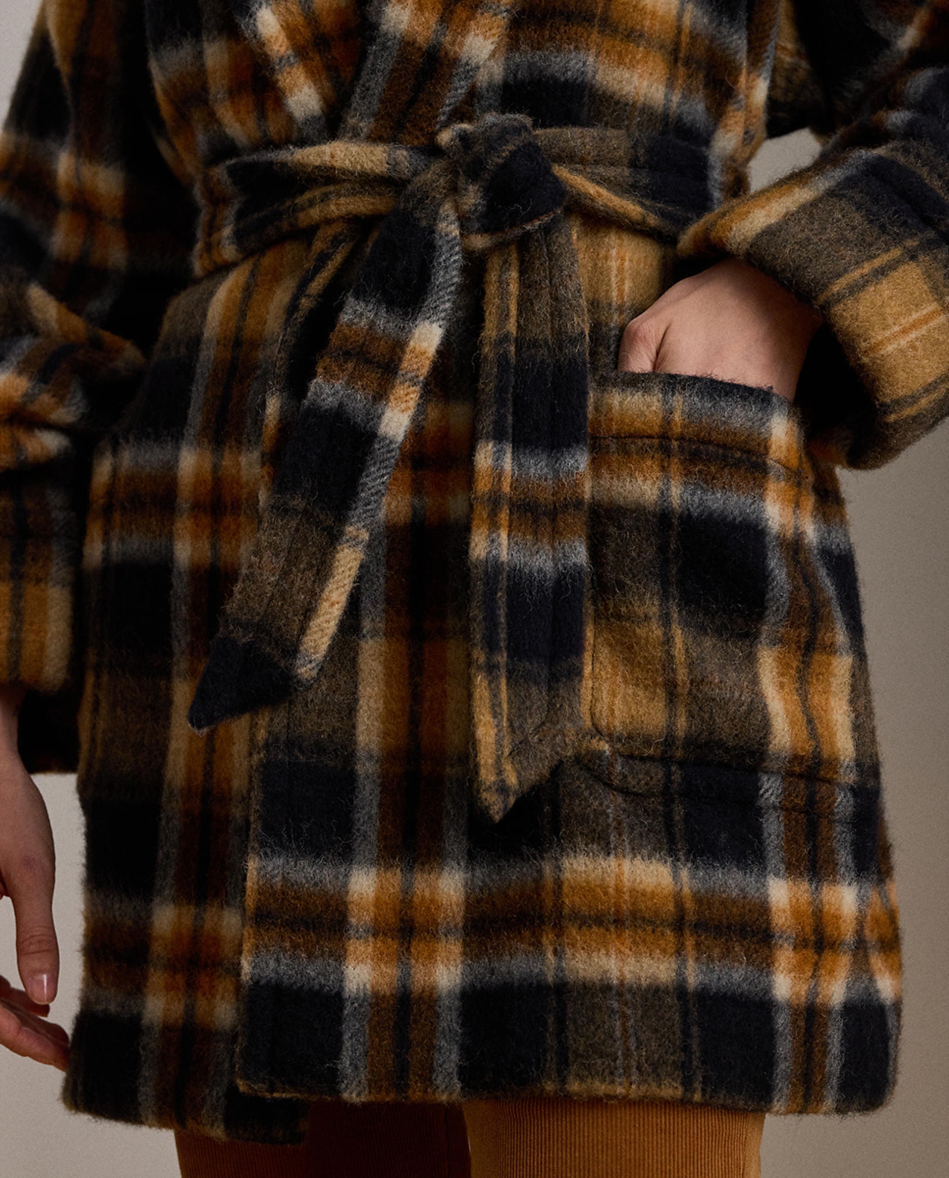 Sobretudo de Pano Cruzado com Cinto Multicolor-4