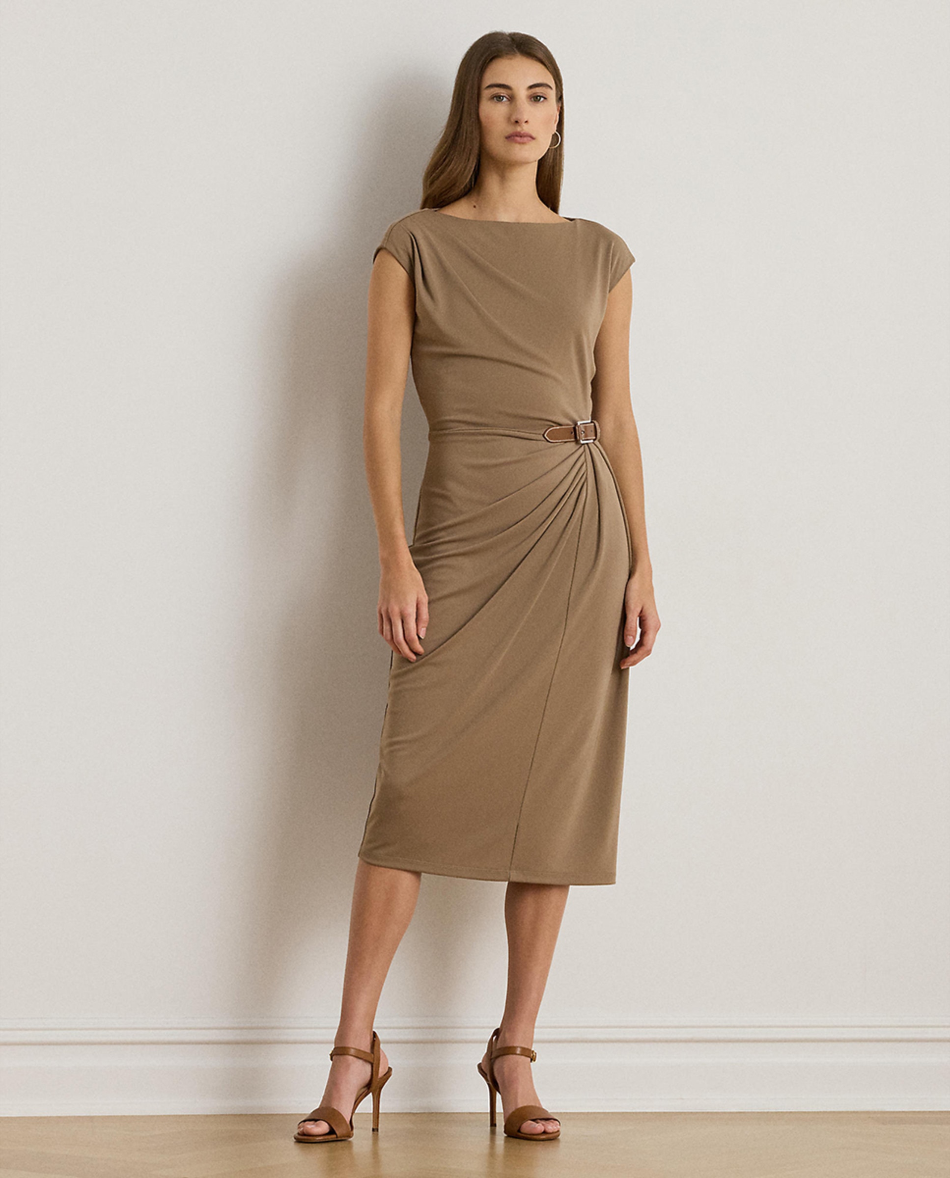 Vestido Midi de Malha com Fivela Bege-1