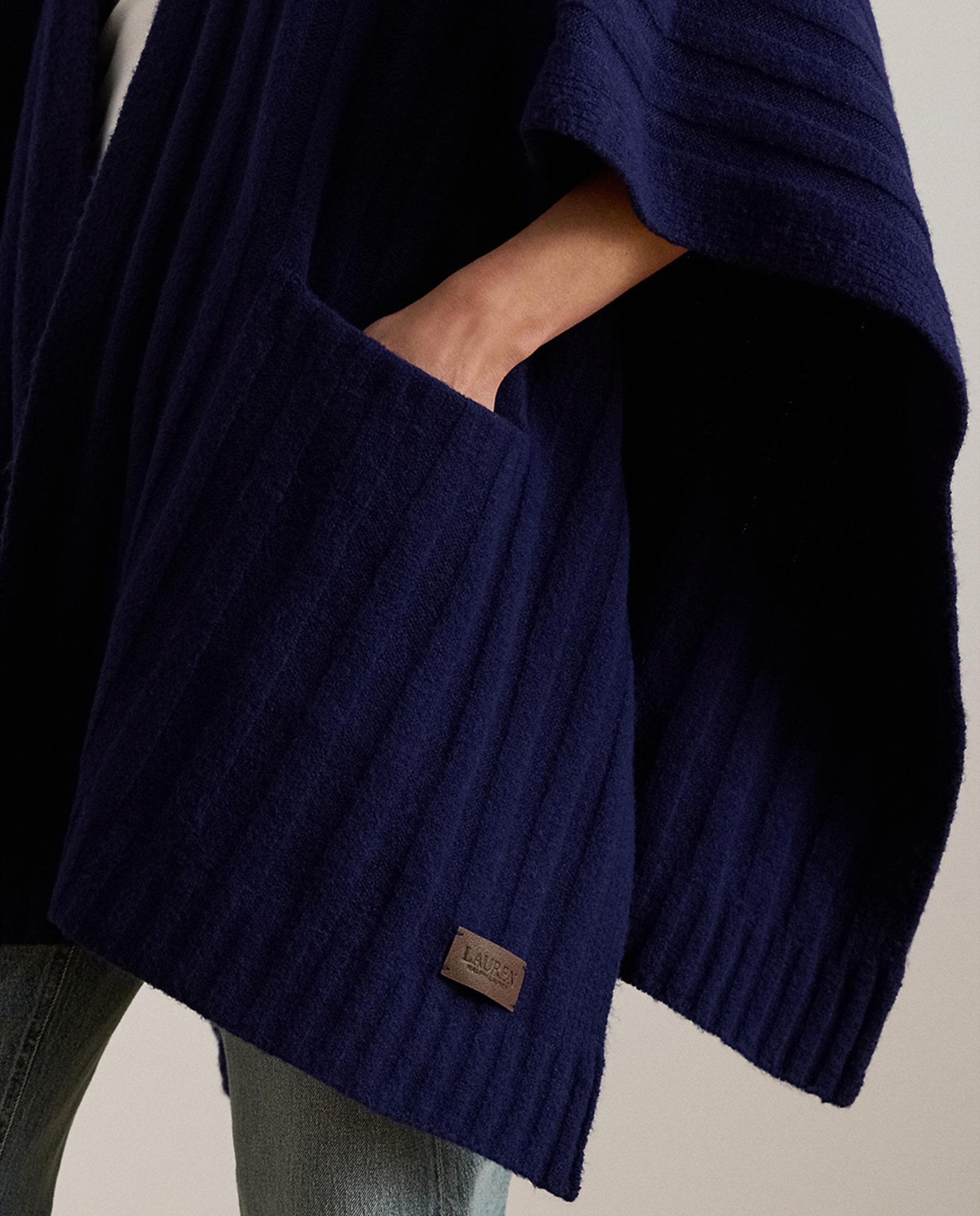 Poncho Canelado com Bolsos Azul-marinho-4