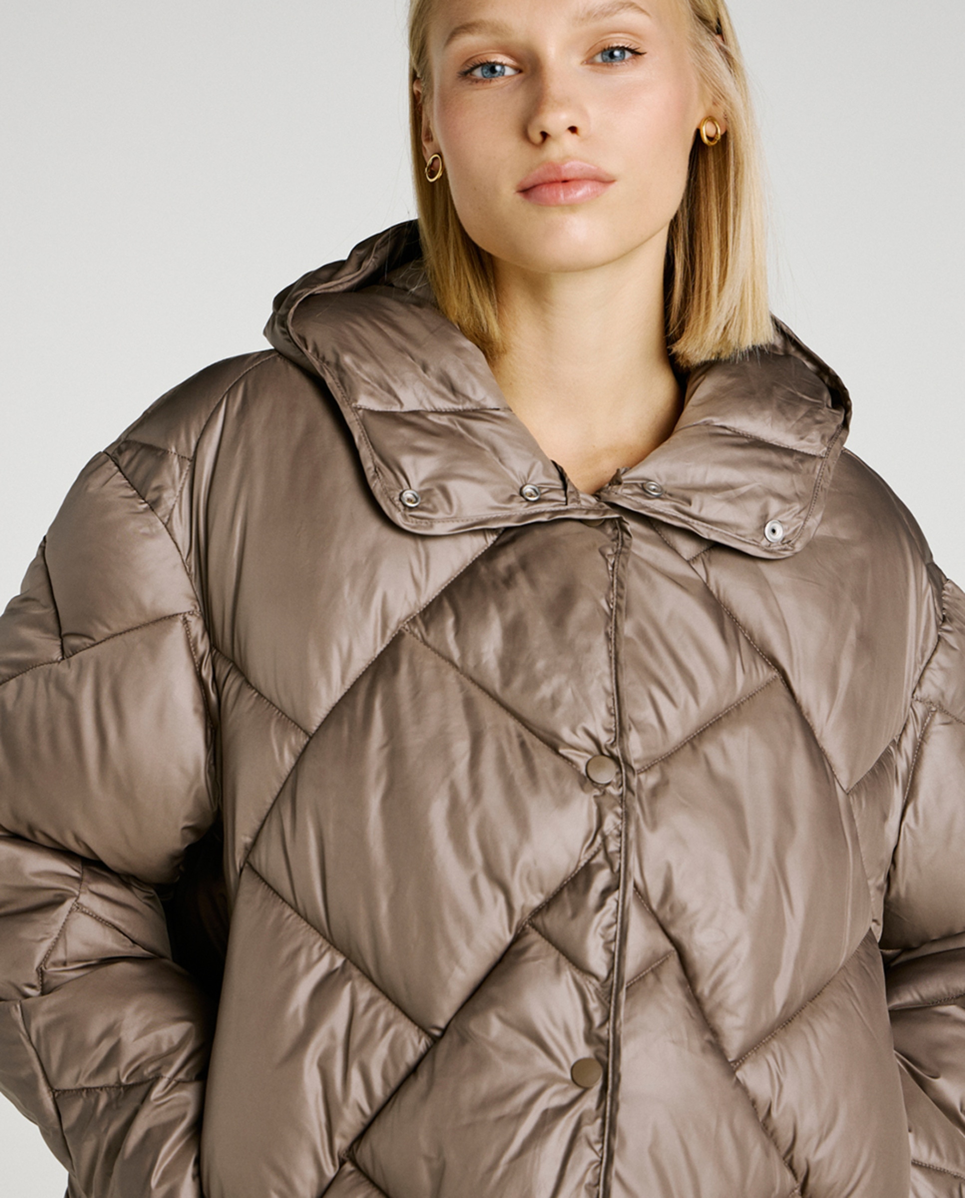 Casaco acolchoado com capuz Castanho-3