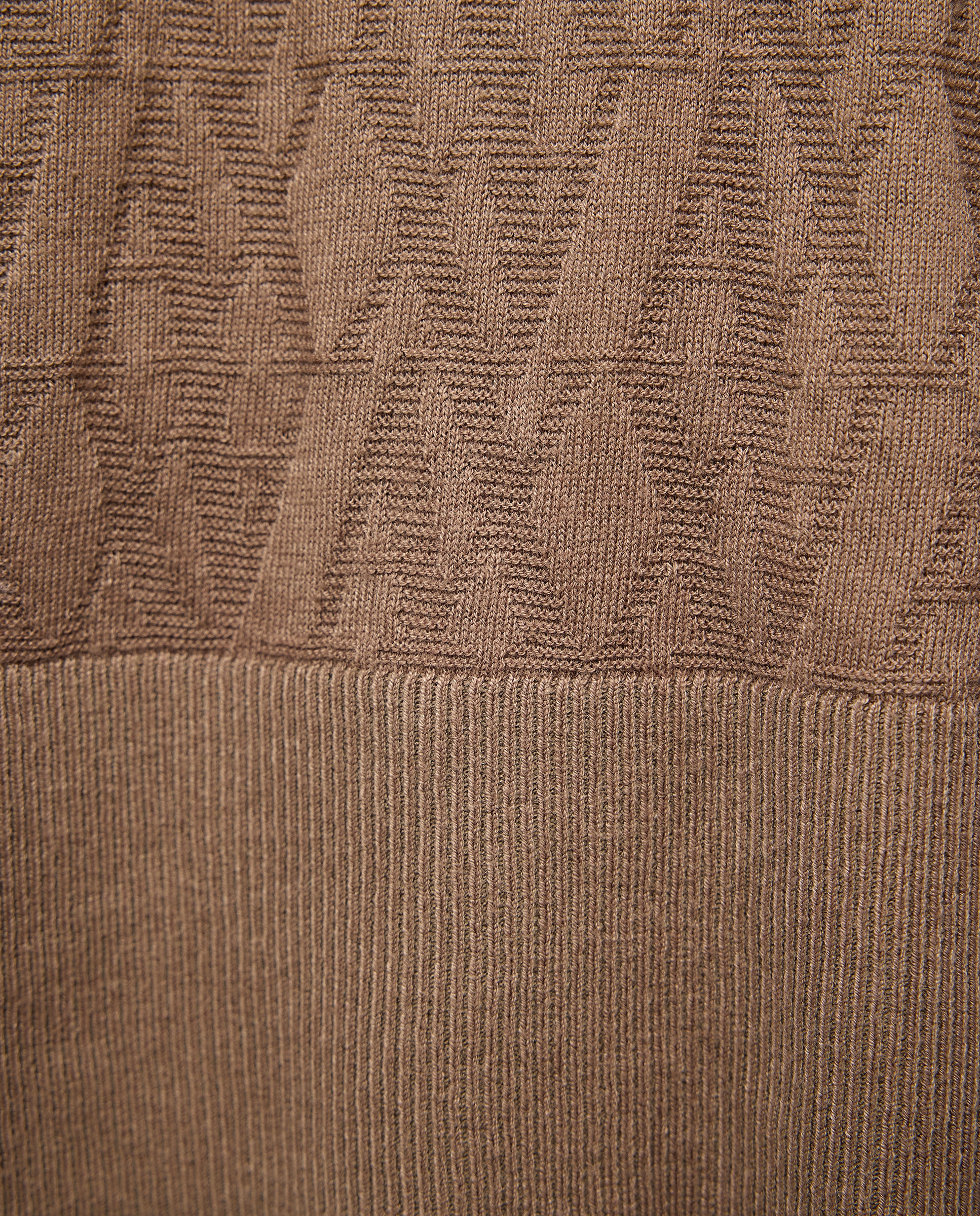 Camisola de Malha com Manga Curta e Multilogótipos Taupe-5