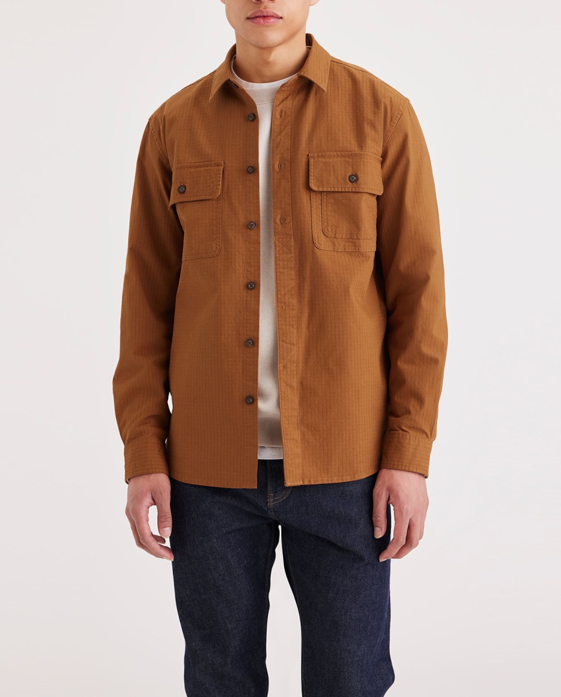 Imagen 0 de Sobrecamisa de hombre con bolsillos