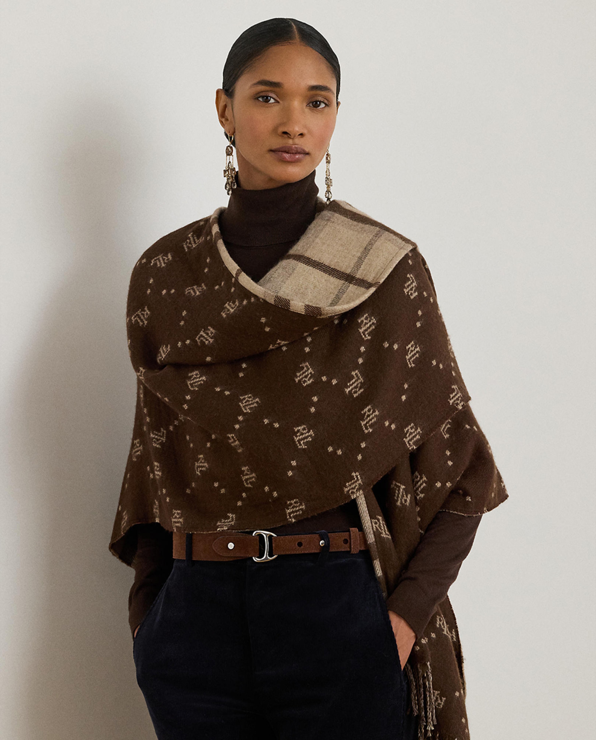 Poncho aos quadrados de mulher com franjas Bege-3