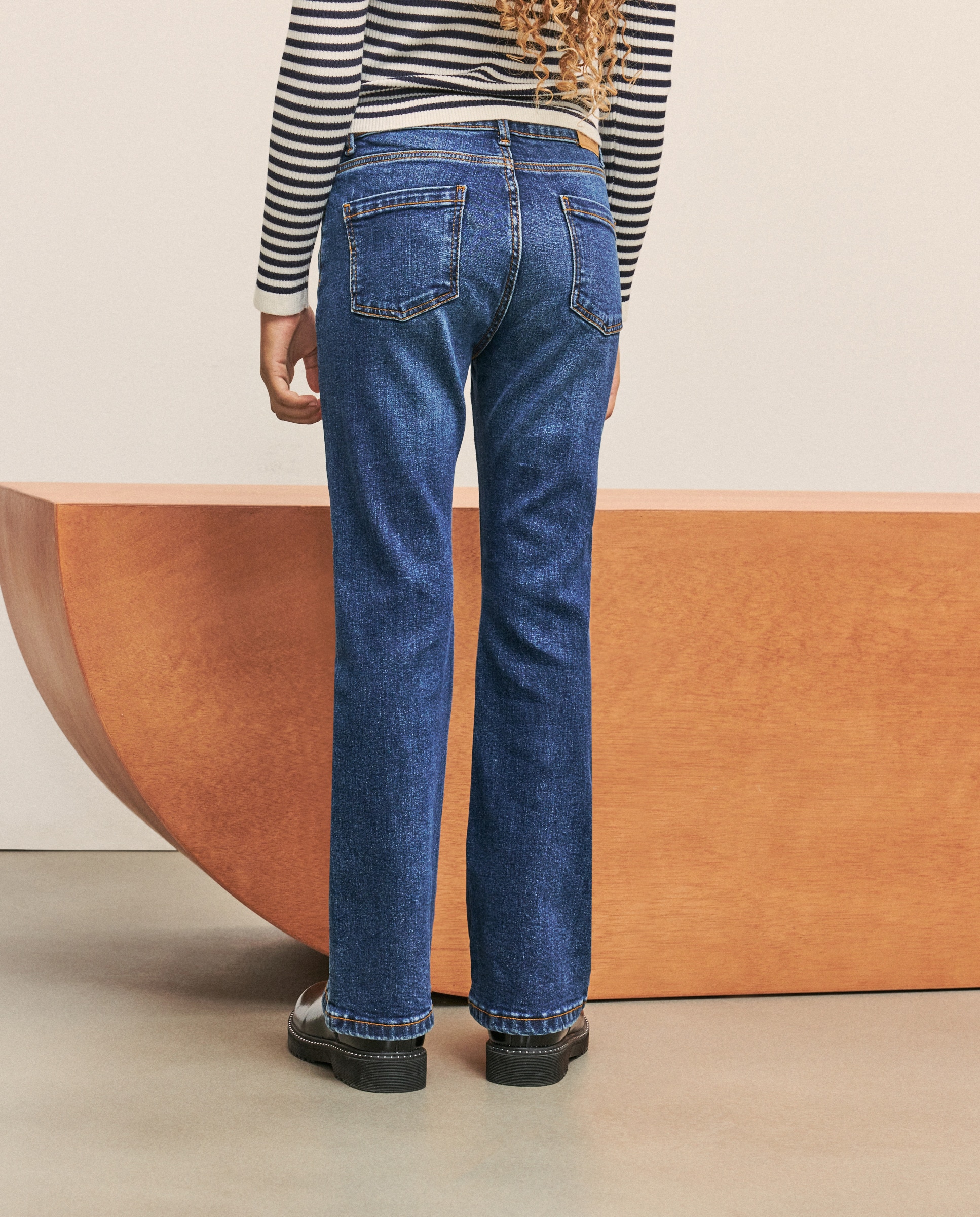 Jeans Flare Azul Suave-3