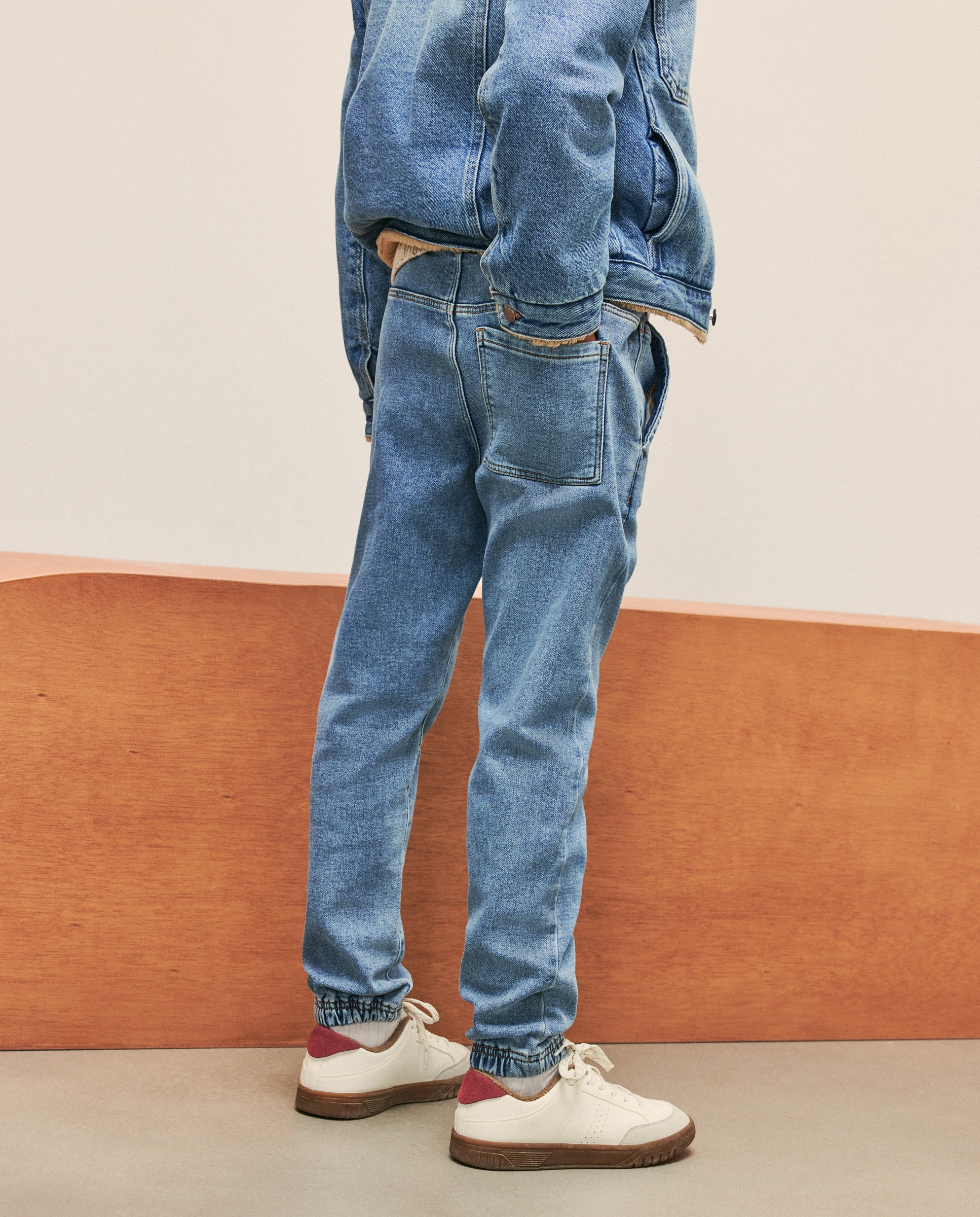 Jeans Jogger de Felpa Azul-claro-3