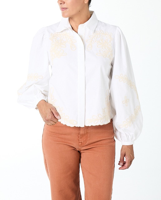 Imagen 0 de Camisa con bordados elegantes de manga larga