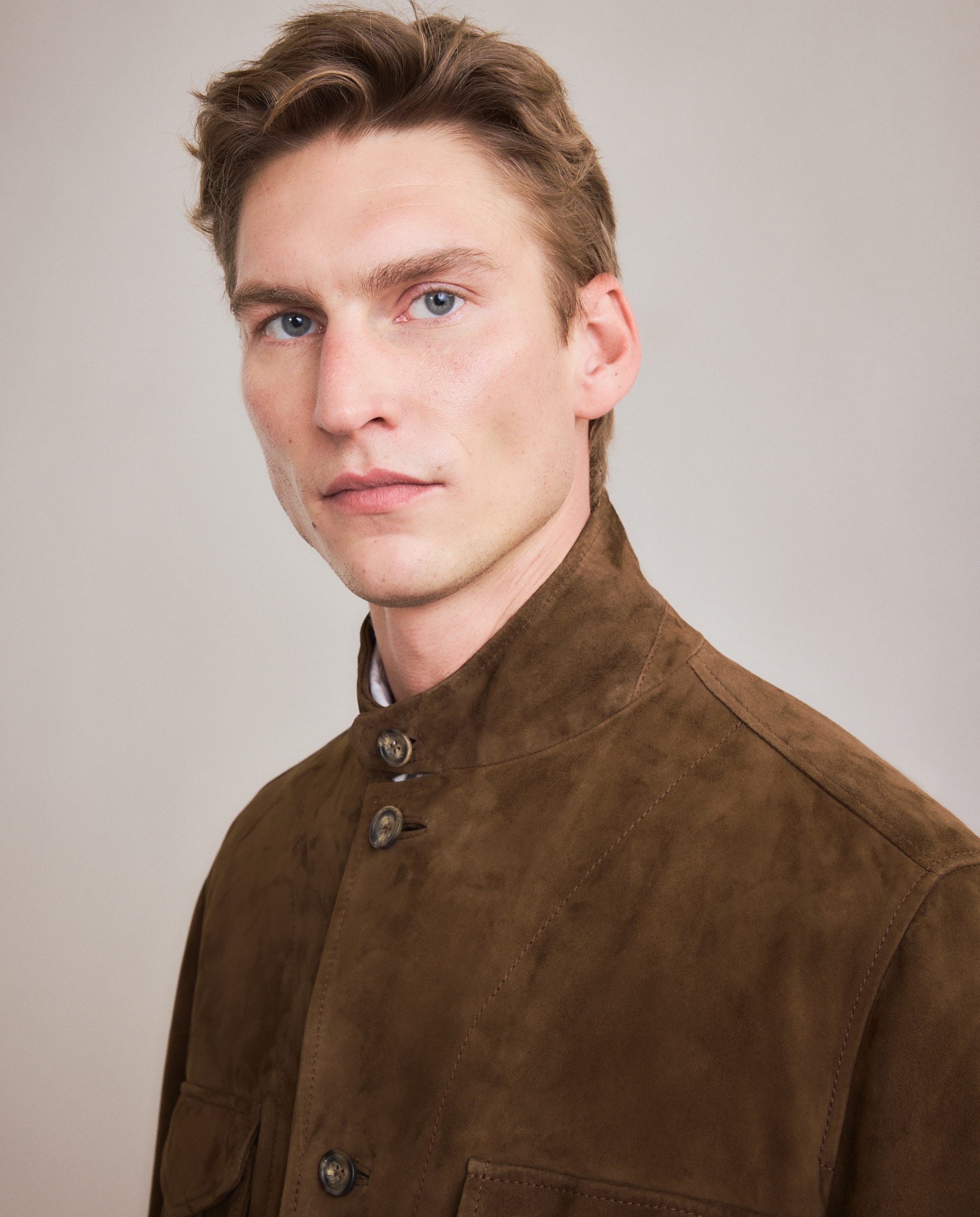 Casaco Safari em Camurça Caqui-3