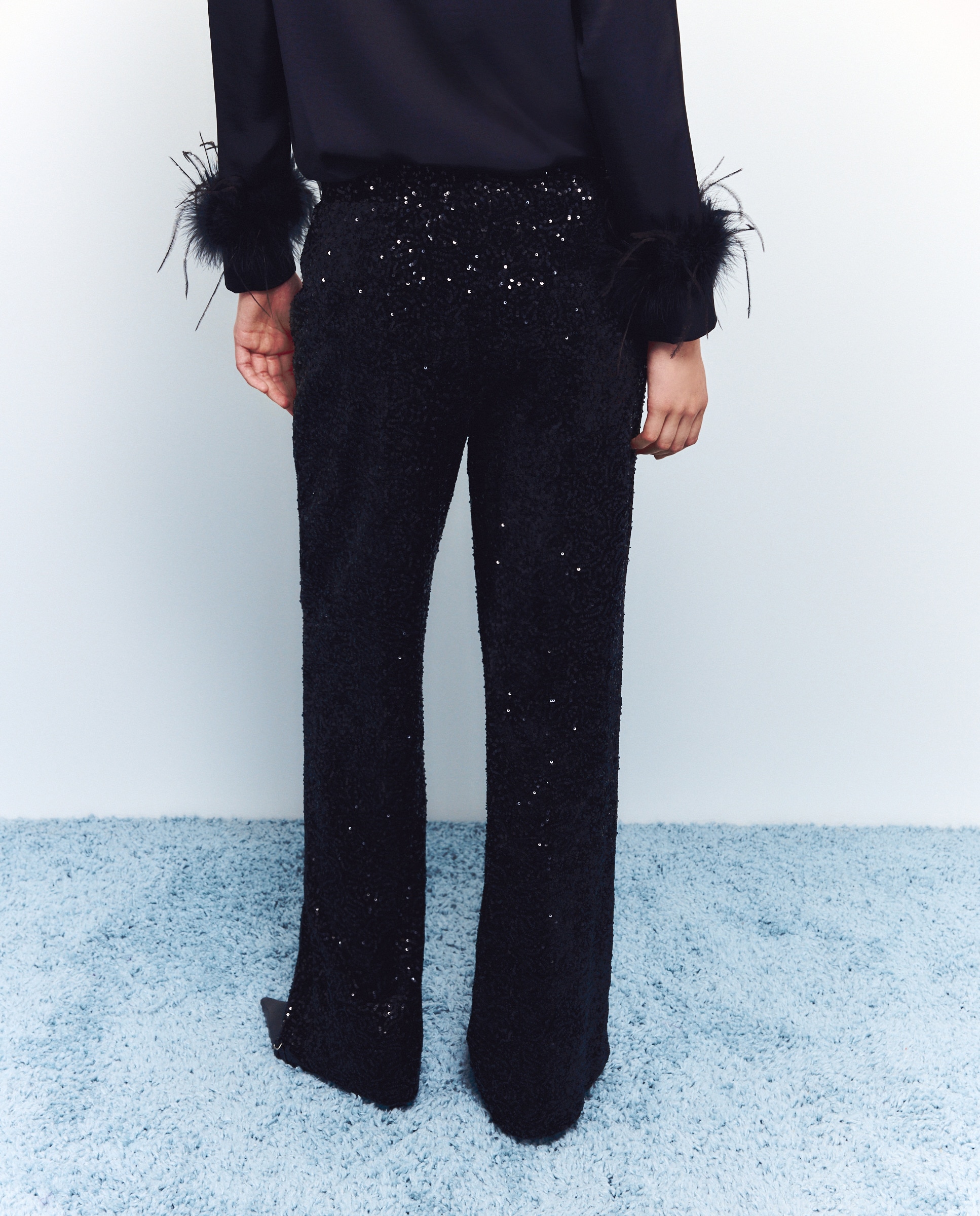 Calças com Lantejoulas Preto-3