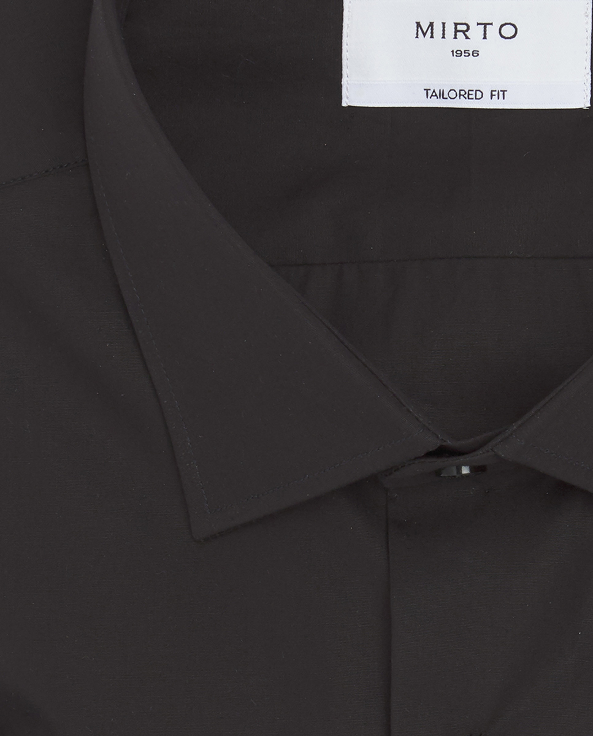 Camisa Formal Semi-Cintada Lisa Preto-4