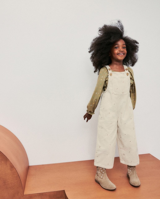 Imagem 0 de Jardineiras de Bombazina com All Over Print Bordado