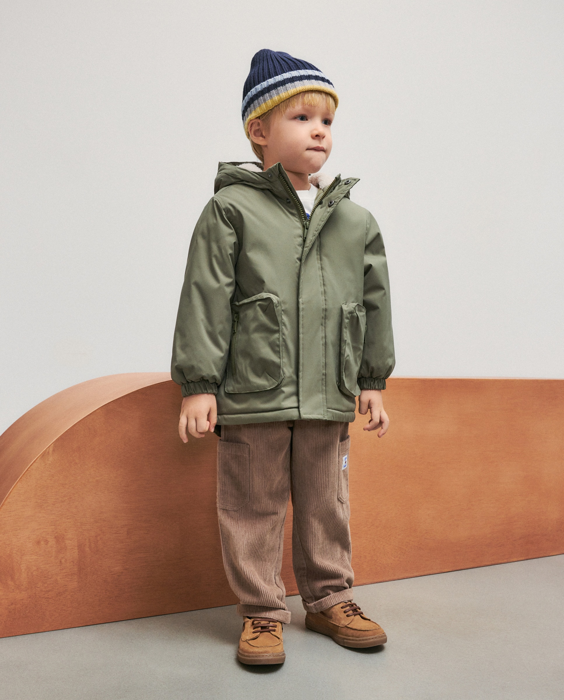 Parka Tipo Coreana com Bolsos Verde-2