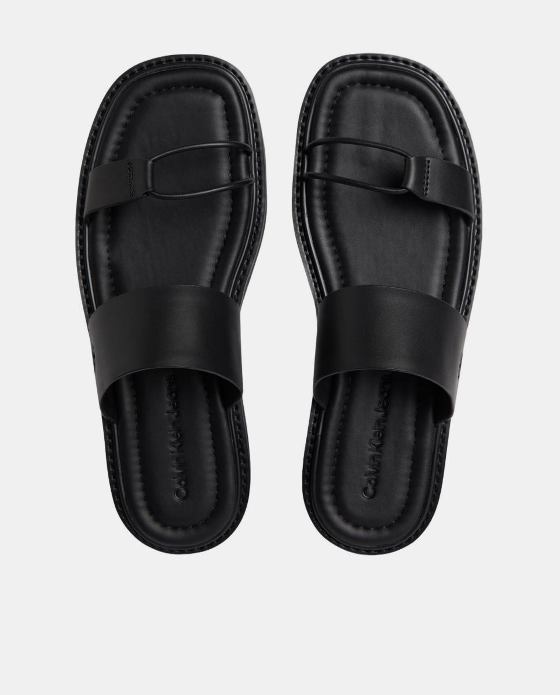 Sandálias Rasas Preto-4