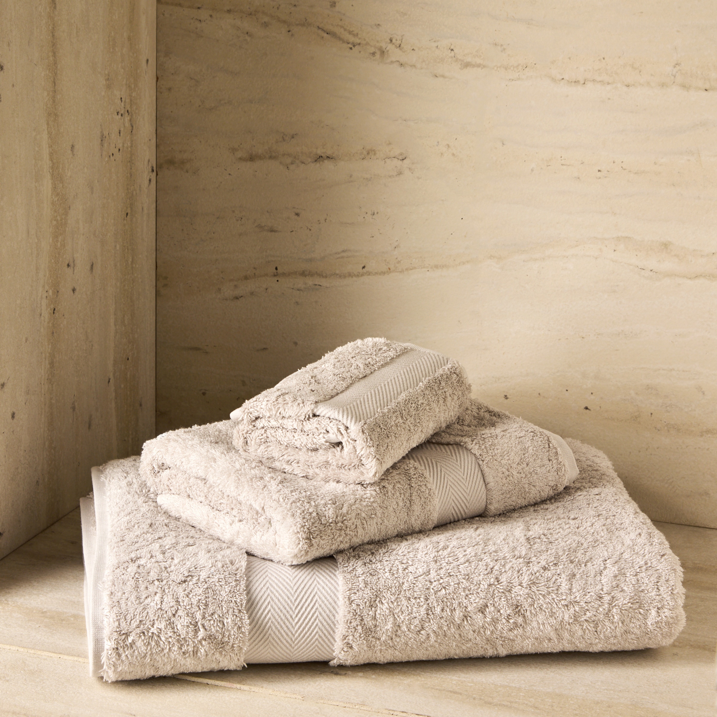 Toalha de Banho de Algodão 700 g/m2 Supima 25 Cinzento-pérola-1