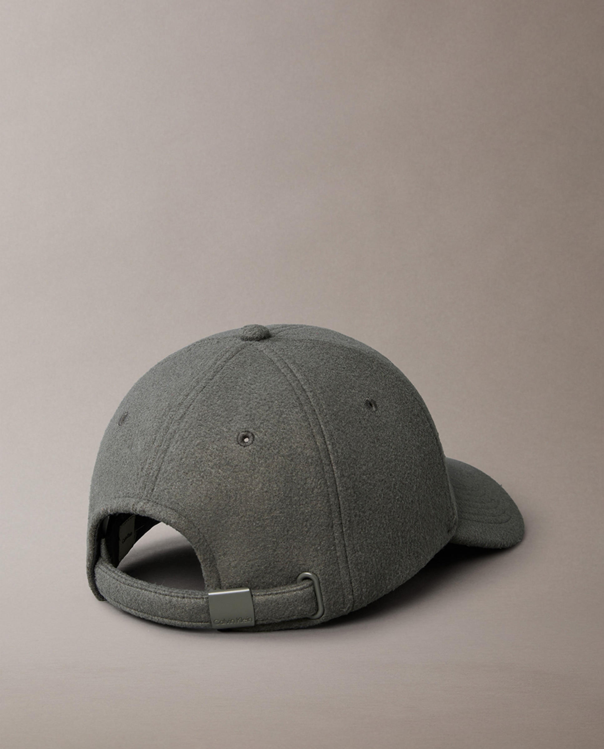 Boné de Felpa com Logótipo Metálico Cinzento-escuro-2