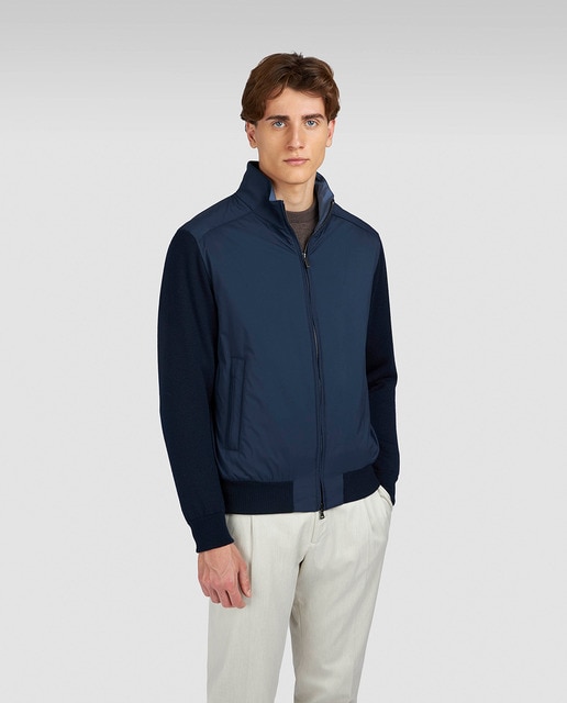 Imagen 0 de Cazadora de hombre híbrida mangas tallas grandes