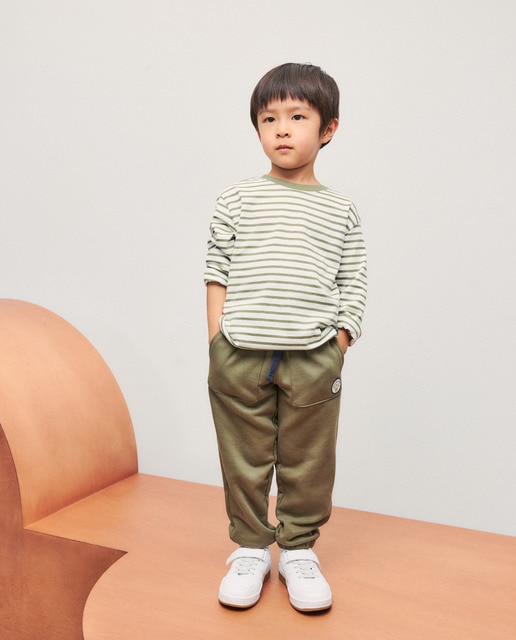 Imagen 0 de Pantalón felpa liso jogger de niño