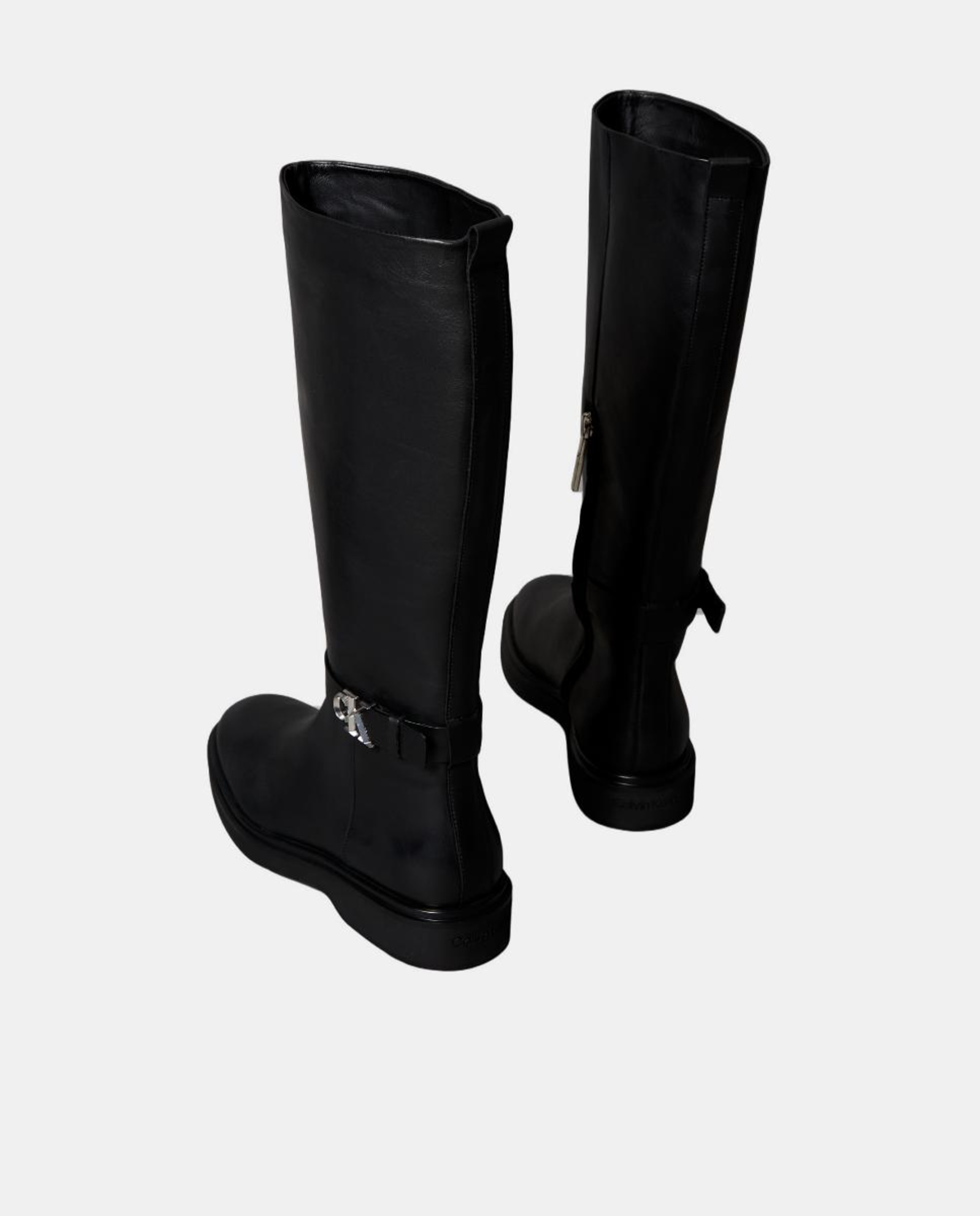 Botas Altas Rasas em Pele Preto-3