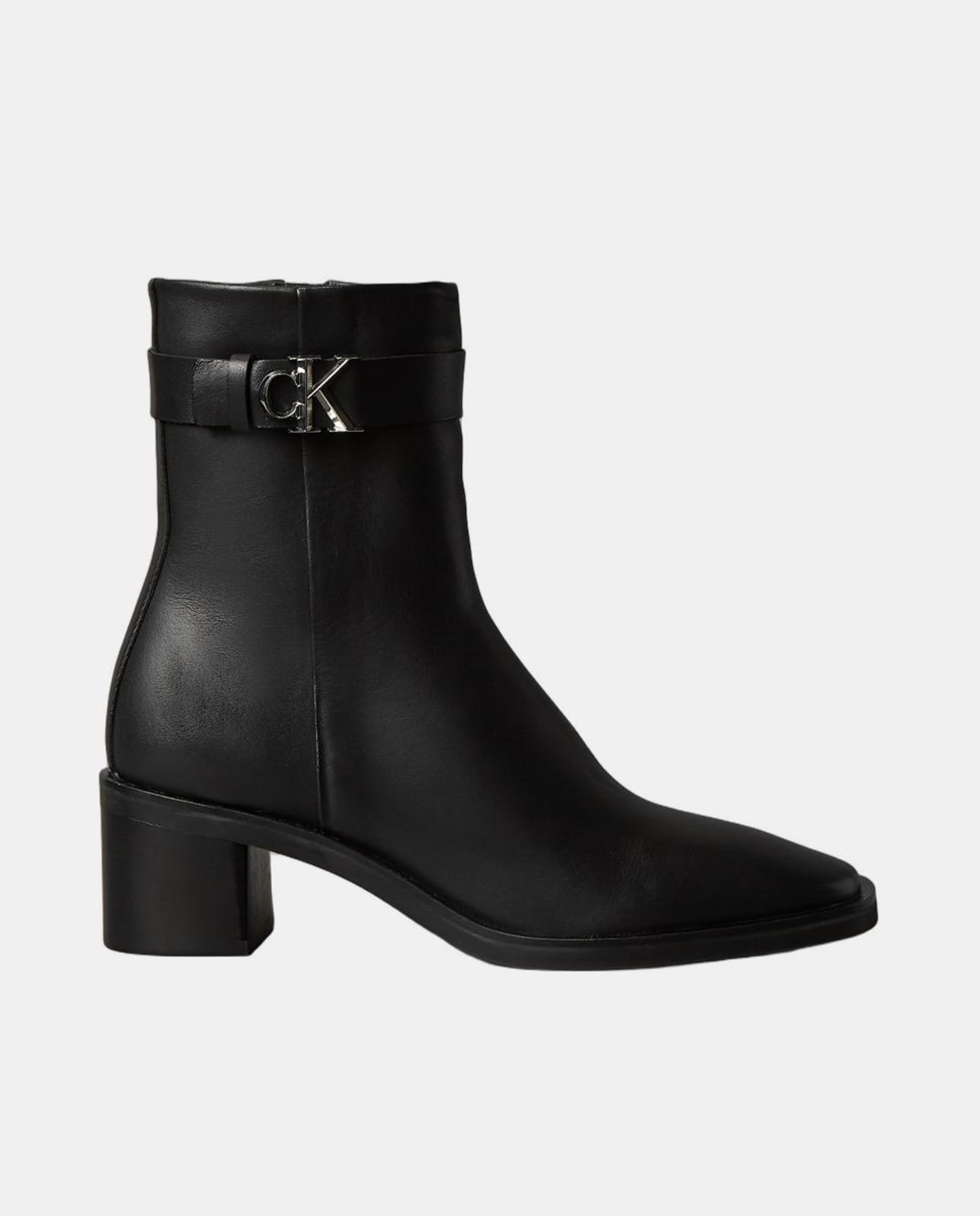 Botins em Pele com Salto de Bloco Preto-1