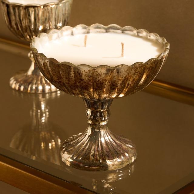 Imagem 0 de Vela em Copo Dourado com Fantasia Natal