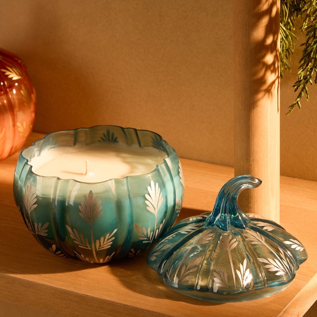 Imagem 0 de Vela Abóbora com Fantasia Natal